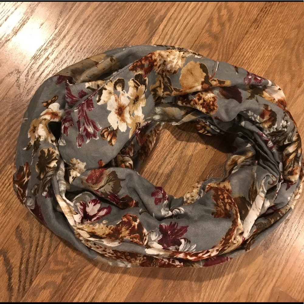 Lightweight Floral scarf